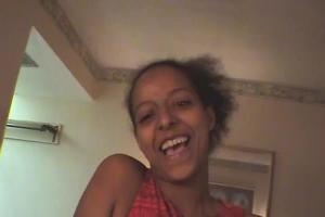 Скриншот к Любительское видео с минетом от азиатки